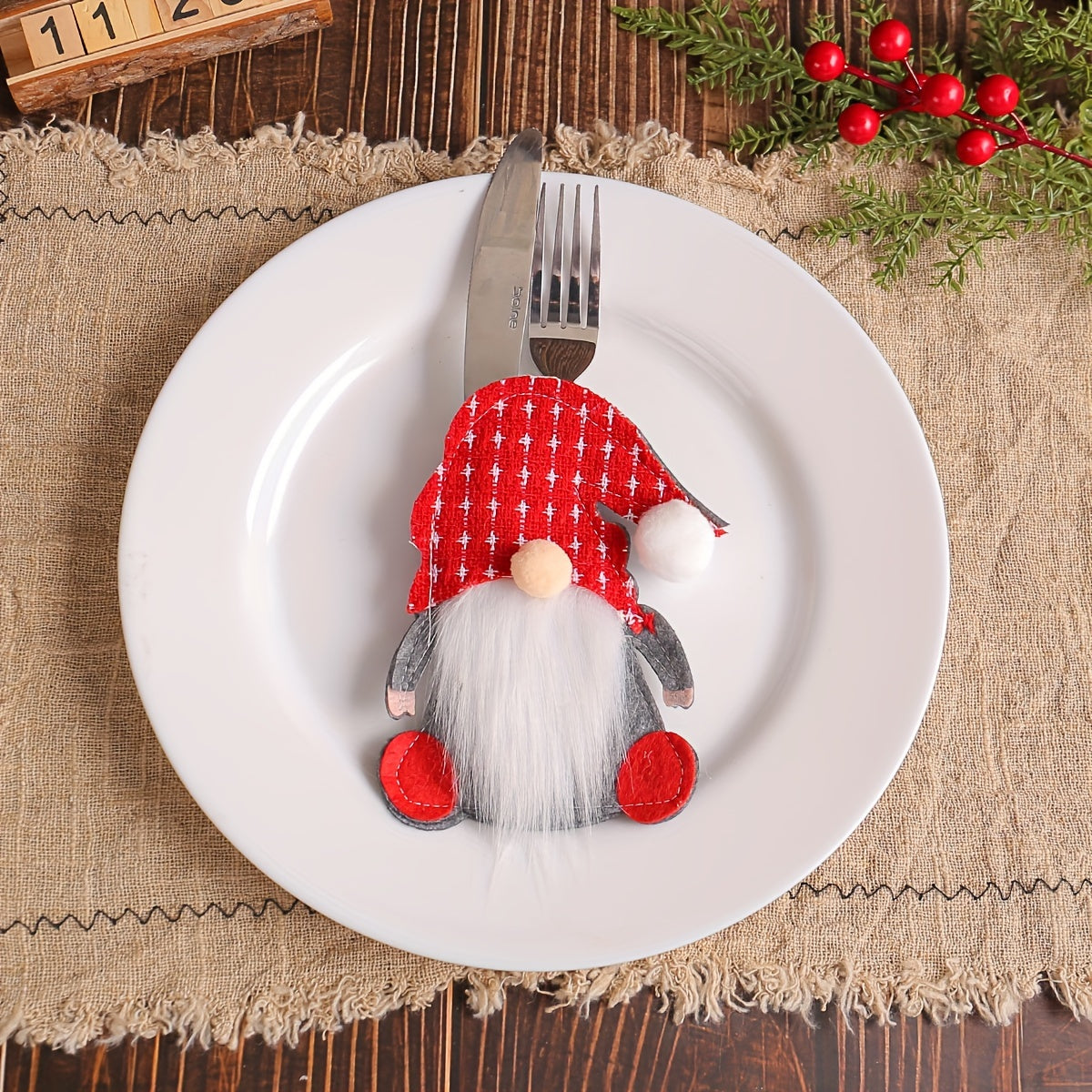 12pcs Festive Christmas Gnome Cutlery Set - Knife, Spoon & Fork Holders for Holiday Table Decor, Perfect for Home Entertaining